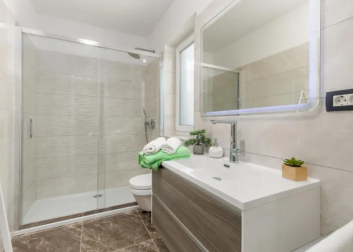 Giulietta * Vrbnik (Primorje-Gorski Kotar)